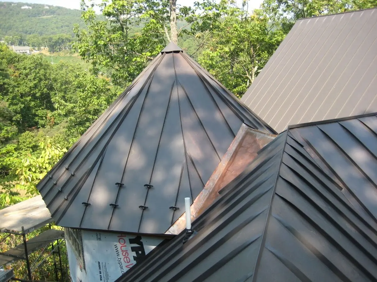 Professional Shingle Replacement & Repair by Craftsman Roofing in Shasta Lake